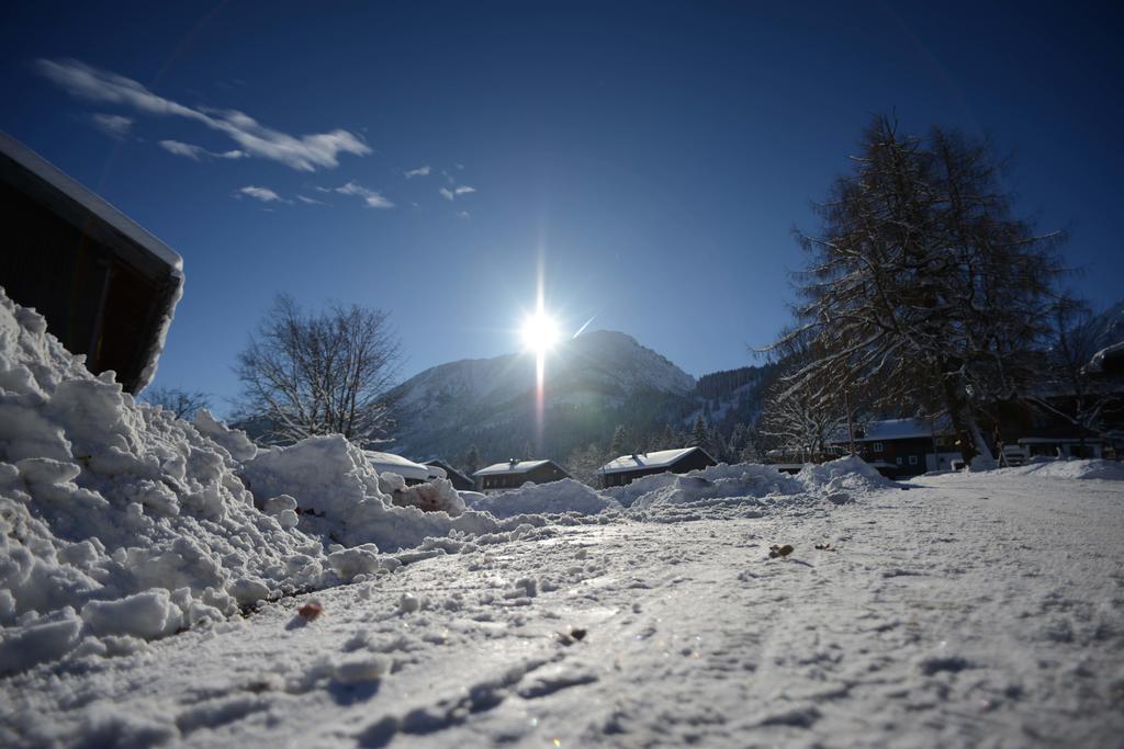 Alpengasthof Zur Post Schattwald Exterior photo
