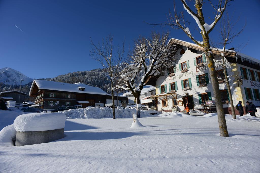 Alpengasthof Zur Post Schattwald Exterior photo